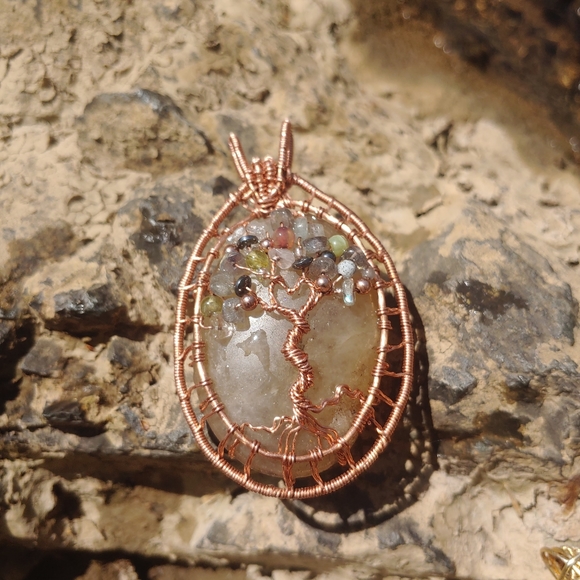 Serpentine tree of life pendant - Picture 3 of 13